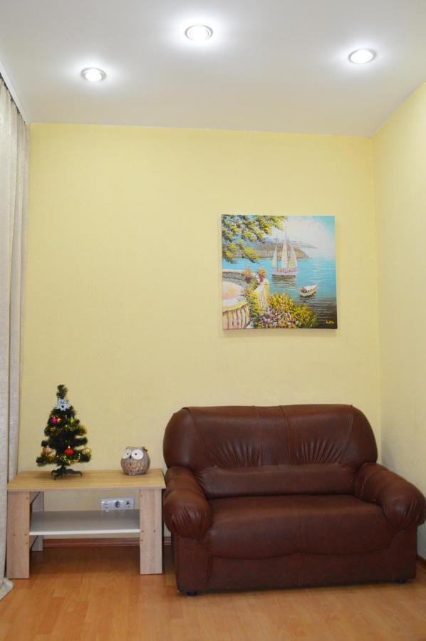 Owl Home Odessa Cozy Spacious Apartment In A Quiet Center Between Deribasovskaya And Privoz Odesa Exterior photo